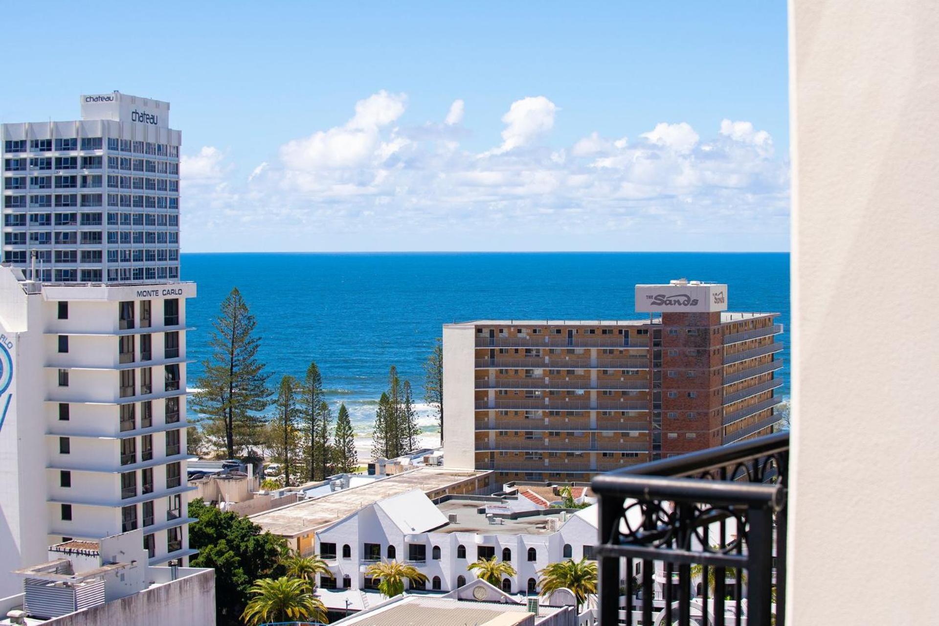 Chevron Renaissance Two Bedroom Ocean Views - Coasthm Apartment *